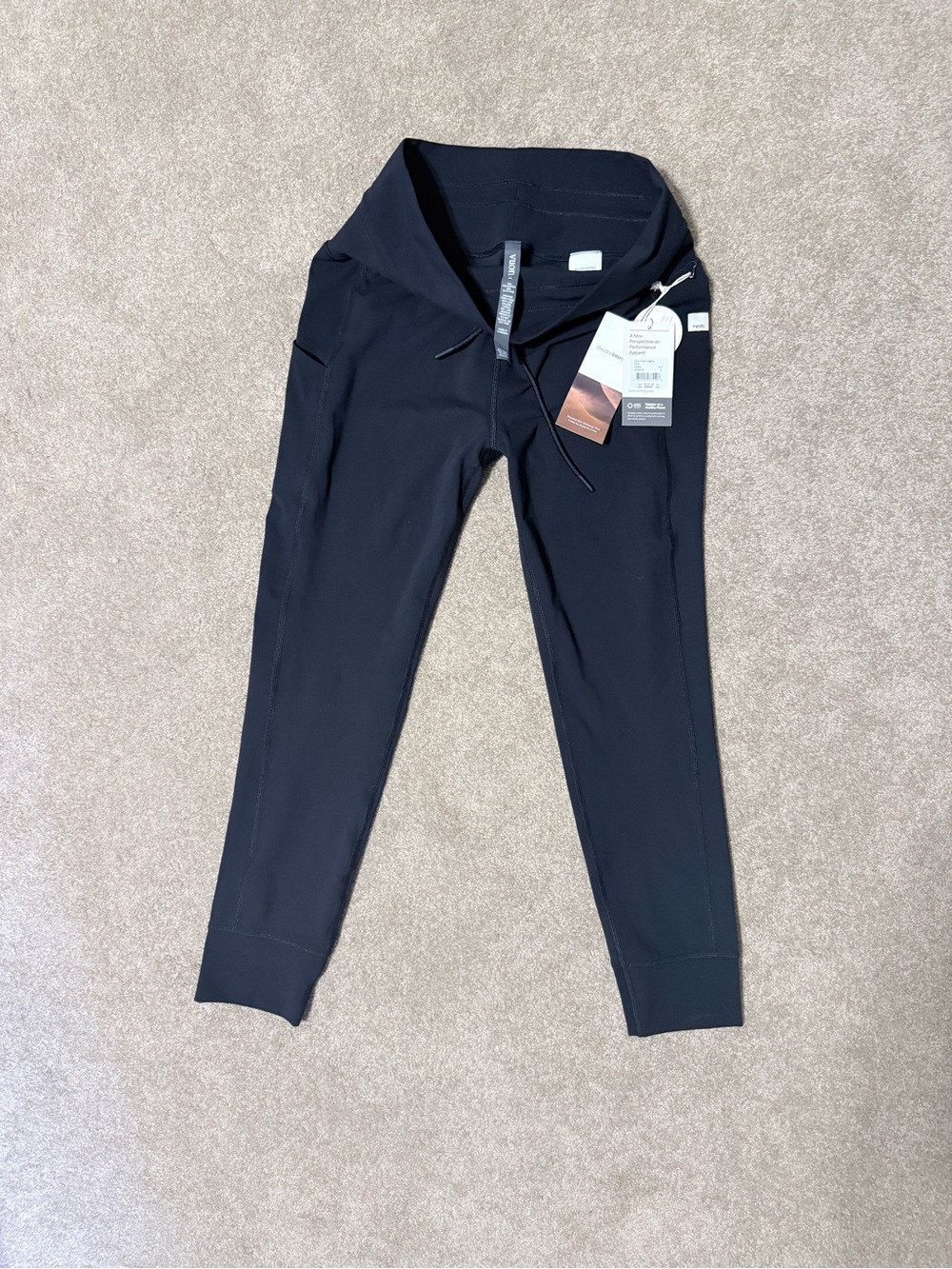 Vuori Daily Pocket Legging NWT sz XL Black